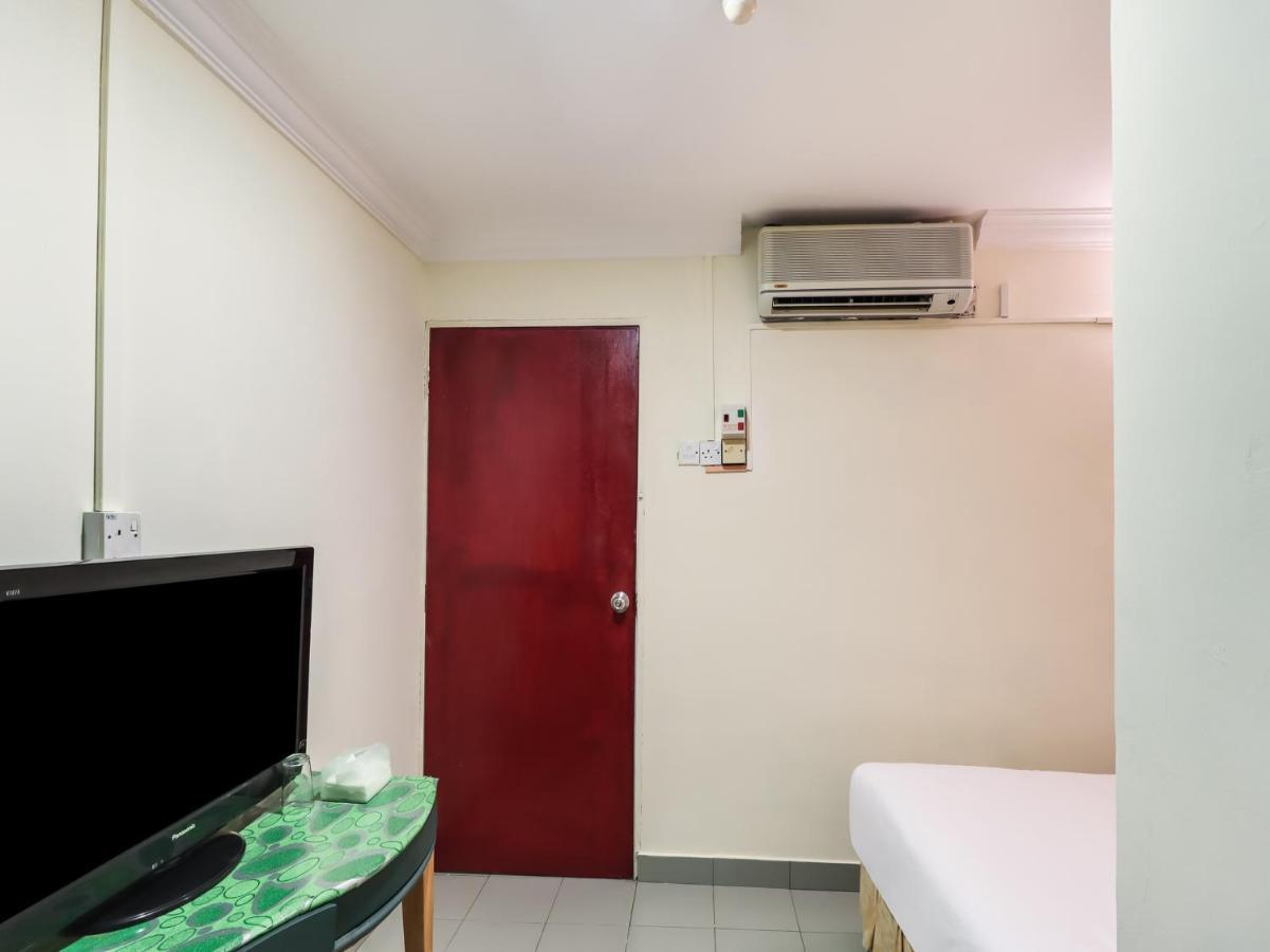 Oyo 89584 Hotel Sahara Kuala Kubu Bharu Buitenkant foto