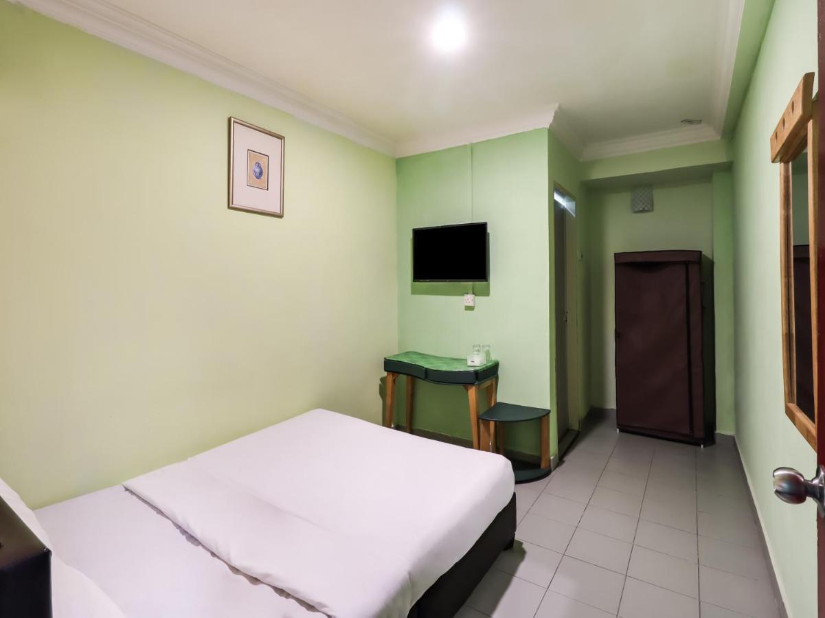 Oyo 89584 Hotel Sahara Kuala Kubu Bharu Buitenkant foto
